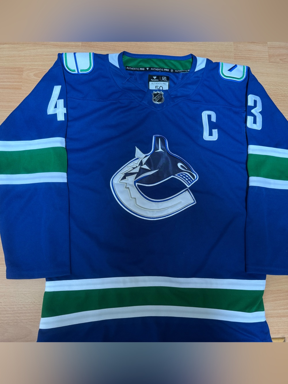 Canucks Jersey Quinn Hughes